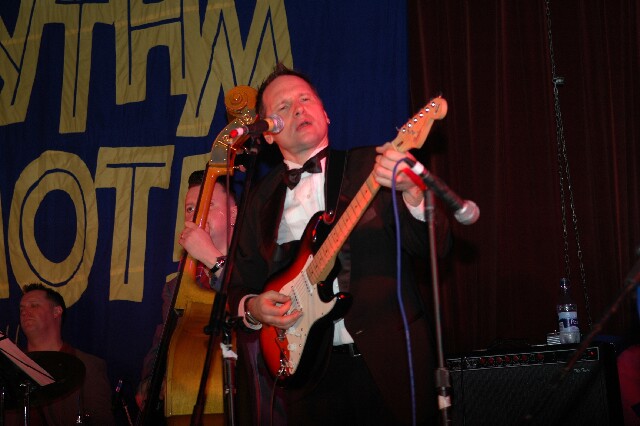 min 2007 11 24 riot 543
